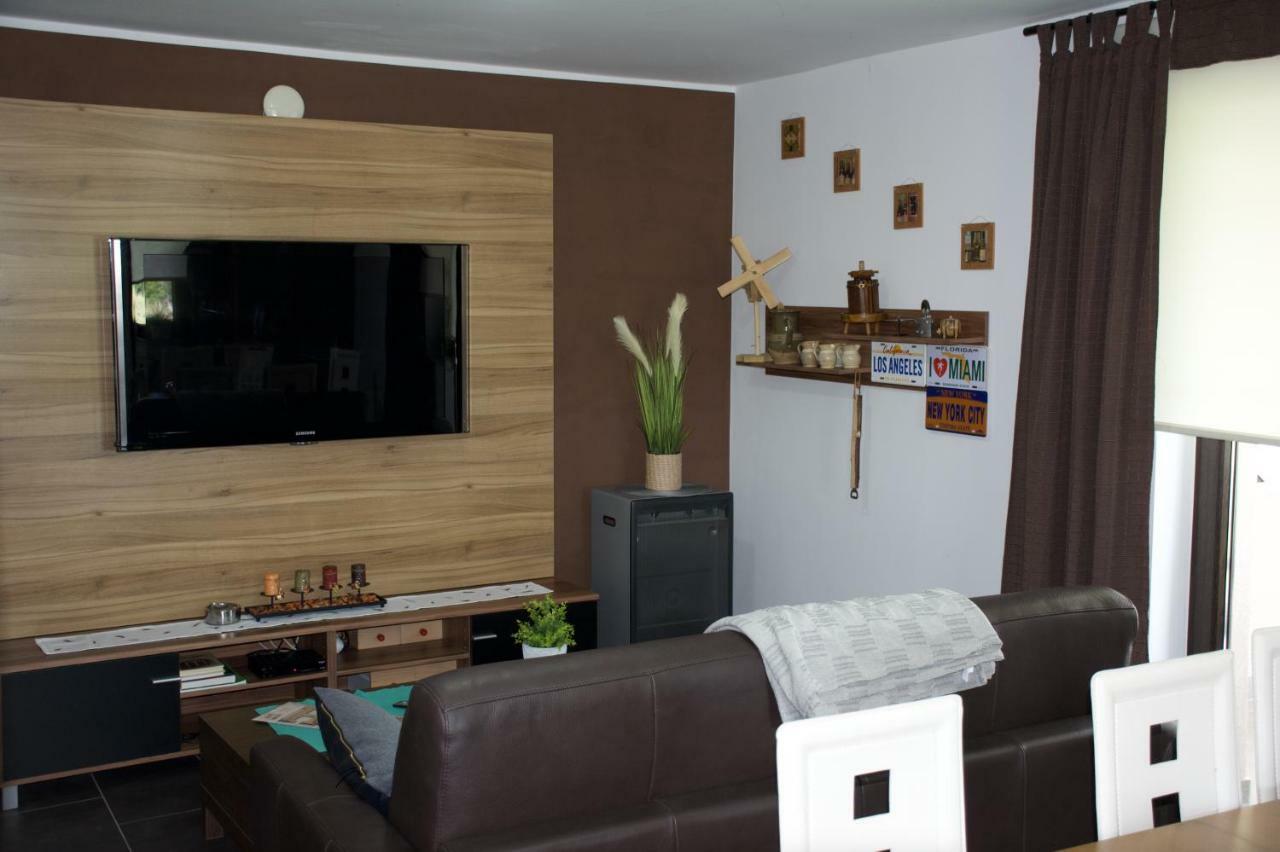 Вілла Liveza House Miklavz pri Ormozu Екстер'єр фото